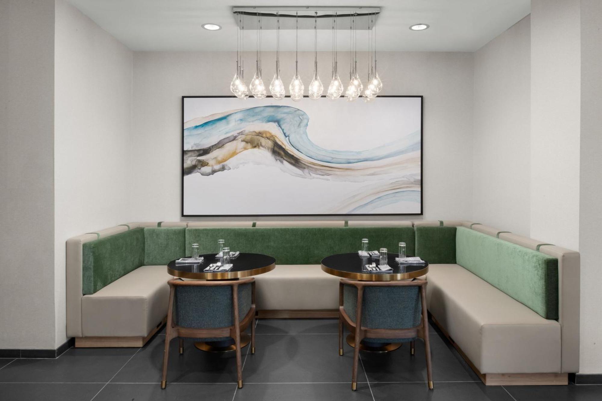 北圣彼得堡-李堡附近假日酒店 科隆尼尔海次 外观 照片